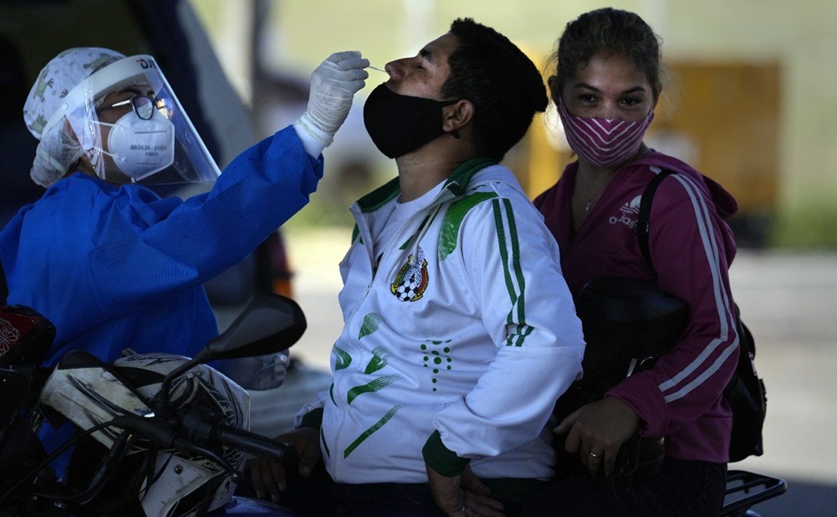 Por: Cortesía Contabiliza México 12 mil 342 contagios nuevos y 304 muertes en las últimas 24 horasContabiliza México 12 mil 342 contagios nuevos y 304 muertes en las últimas 24 horas