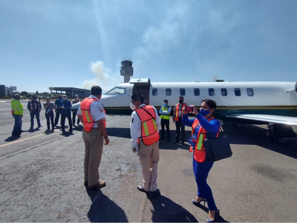 Por: Cortesía En Ambulancia aérea trasladan de Boston a Puebla a paciente enfermo, originario de Tepeaca