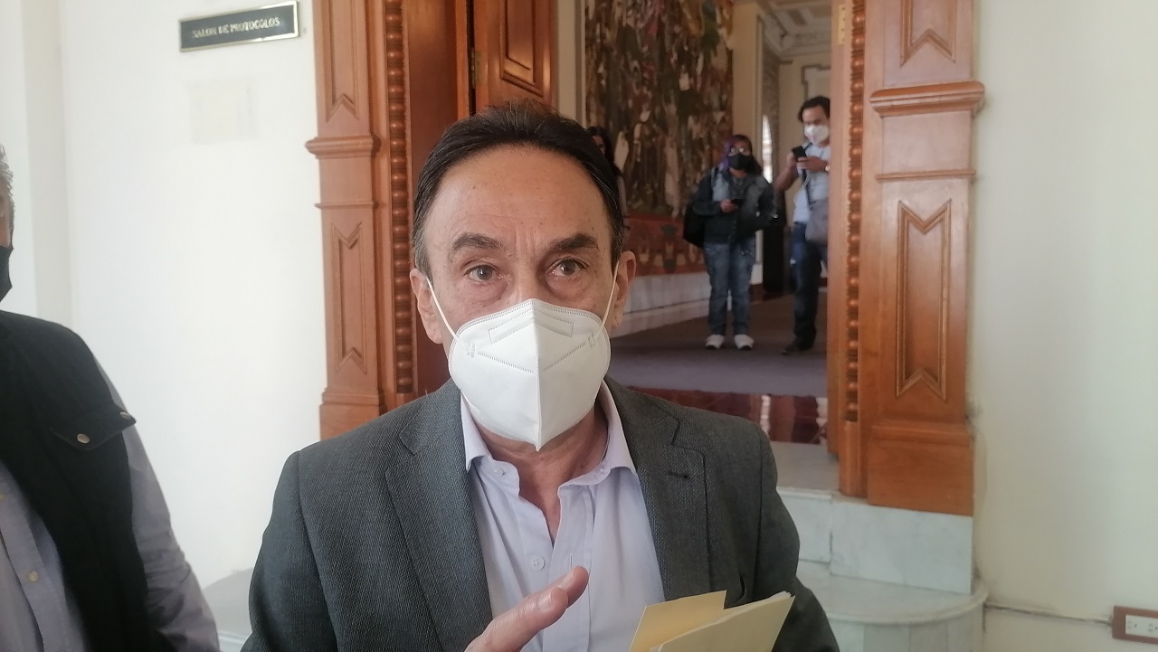 Por: Cortesía Diálogo por encima del uso de la fuerza con comercio informal: Segom