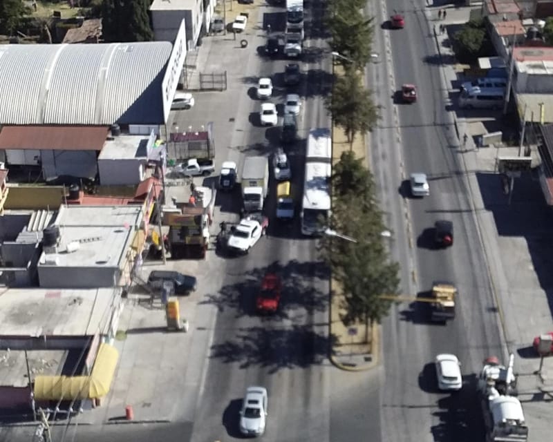 Por: Cortesía Con operativo aéreo, policía recupera camión con reporte de robo en Lomas de Castillotla