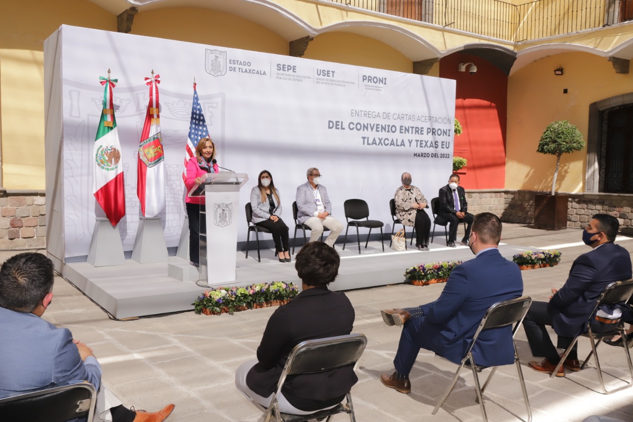Entregaron autoridades estatales cartas aceptación del convenio entre PRONI Tlaxcala y Texas EE. UU.
