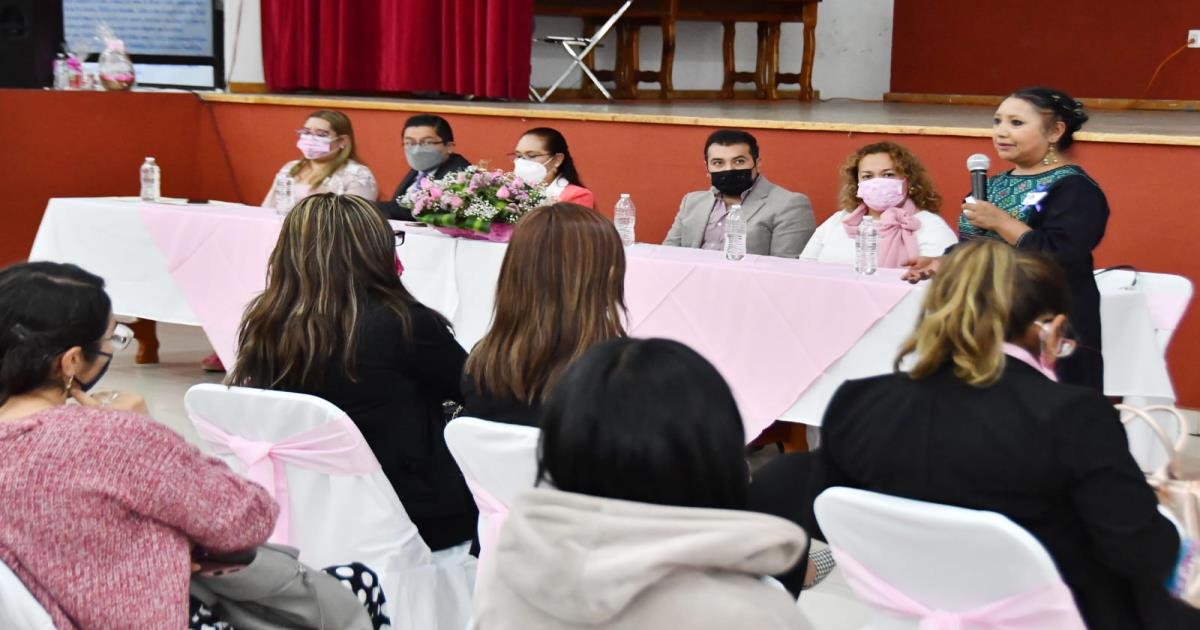 Vamos a seguir luchando contra el machismo, el racismo y la violencia hacia las mujeres: Salvador Santos