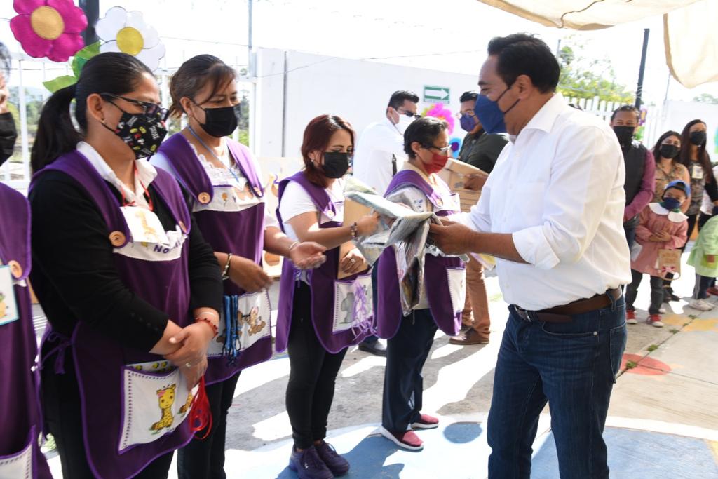 Tlaxcala Capital reconoce y festeja a mamás de San Lucas Cuauhtelulpan