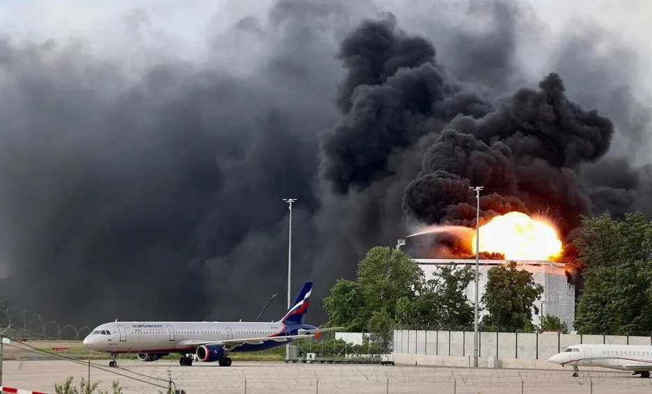 Por: Cortesía Reportan explosión en inmediaciones del Aeropuerto de Ginebra, Suiza