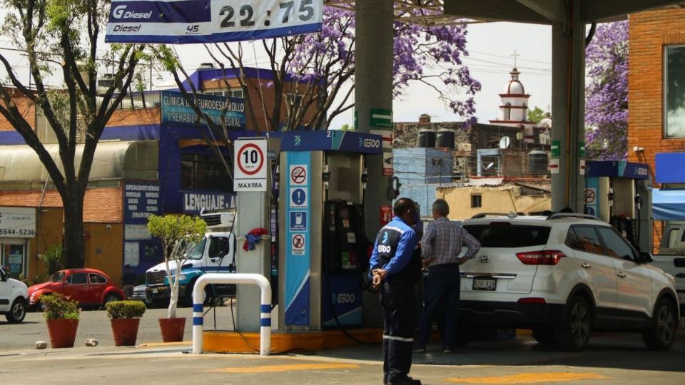 Por: Cortesía Hacienda cumple 3 meses del 100 por ciento de estímulo fiscal al IEPS a la gasolina Magna, Premium y al Diésel.