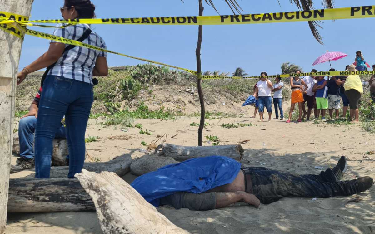 Por: Cortesía Ya son 6 los cuerpos encontrados en Agua Dulce, Veracruz tras volcadura de lancha