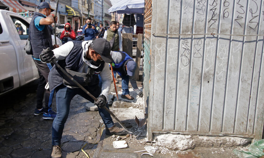 Por: Cortesía Continuará retiro de casetas abandonadas en el Centro de Puebla