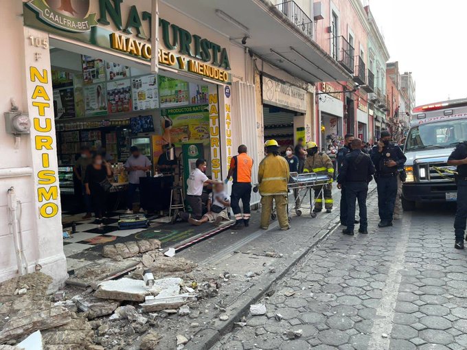 Por: Cortesía Clausuran negocio del Centro Histórico donde cayó una marquesina