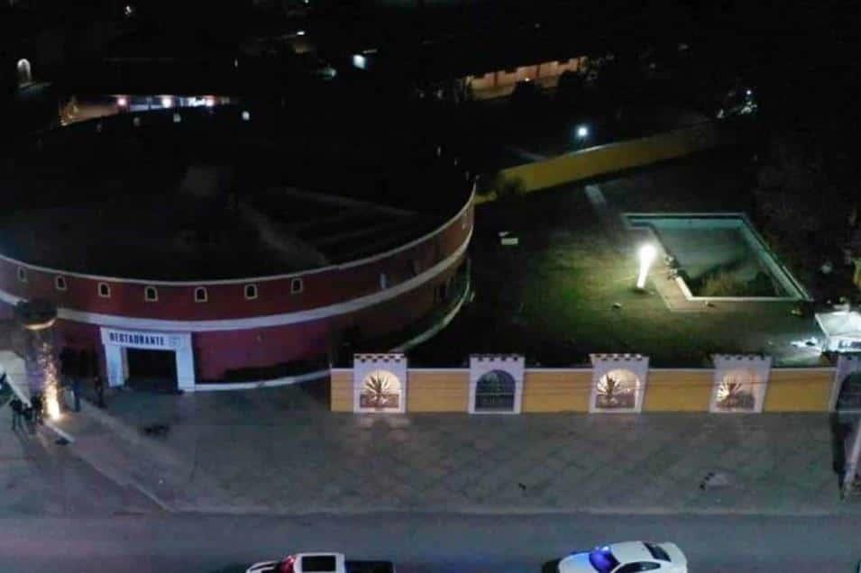 Por: Cortesía Fiscalía de NL confirma la presencia de un hombre en video del Motel al momento que desapareció Debanhi