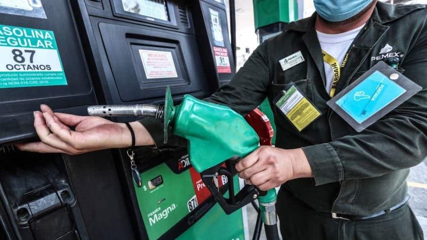 Por: Cortesía Gasolineras venden la premium hasta en $26.50 y diésel a $26.90 por litro en algunas zonas: Profeco