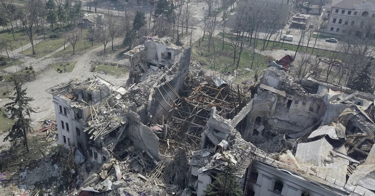 Por: Cortesía Bombardeo ruso contra el teatro de Mariupol destaca como el más más mortífero; mataron a cerca de 600 civiles