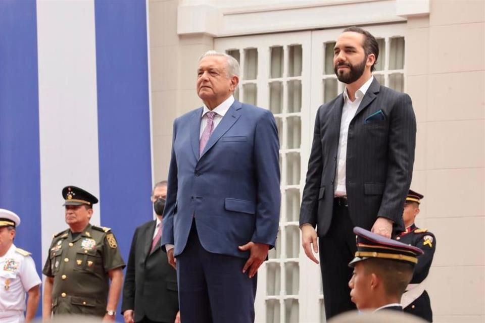 Por: Cortesía AMLO se reunió este viernes con su homólogo Nayib Bukele; se comprometieron a frenar la pobreza y desigualdad