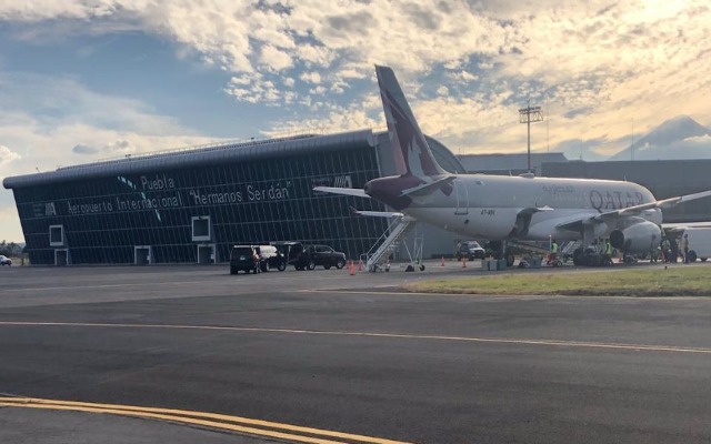 Barbosa busca 51% de la concesión del Aeropuerto Hermanos Serdán para aterrizar inversión privada