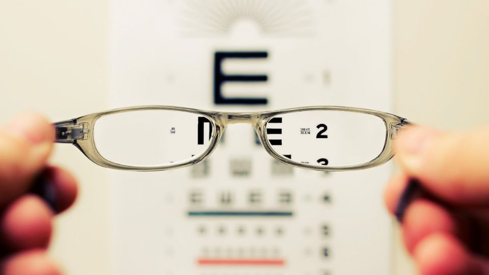 Por: Cortesía 5 trucos para quitarle rayones a tus lentes y dejarlos como nuevos
