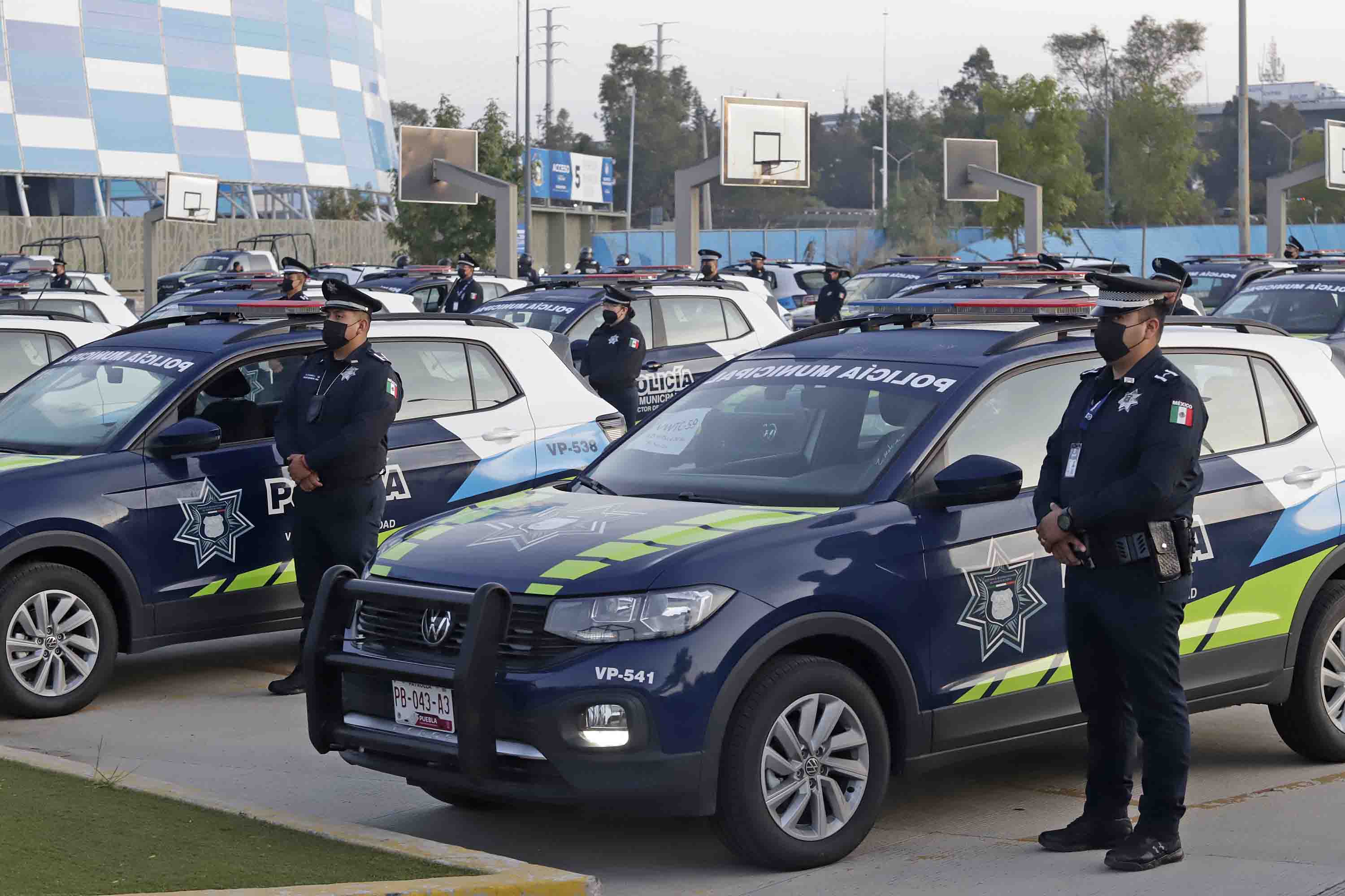 Retiran patrullas a cuatro elementos de la SSC 