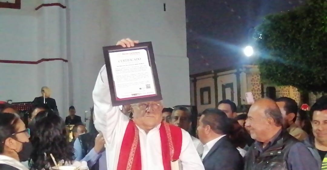 Por: Cortesía Sociedad cholulteca logra inaugurar reloj de la iglesia de San Pedro tras 45 años de silencio en su torre