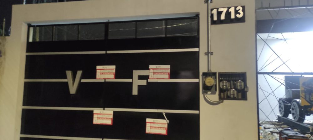 Tres detenidos por halloween clandestino en salón de Ferrocarrileros