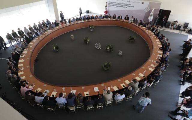 Por: Cortesía Empresas textiles se comprometen a regular descargas a ríos en convenio con gobierno estatal