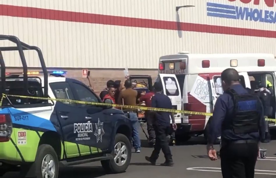 Por: Cortesía "Ataque directo": Ejecutan a Fernando Urbano Castillo Pacheco en estacionamiento de Costco Puebla