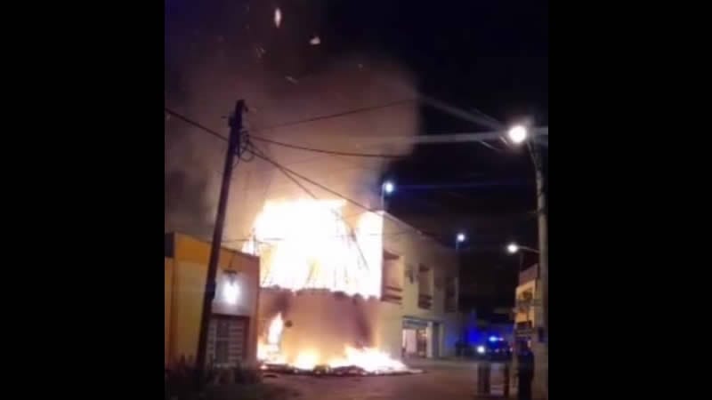 Por: Cortesía Invasores incendian vivienda en venganza por que los desalojó el legítimo propietario