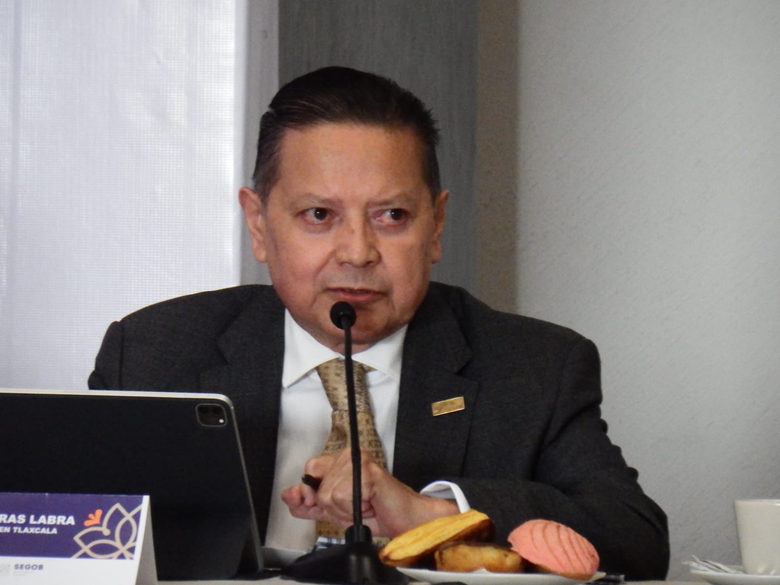 Por: Cortesía Asegura FGR papel de procurador de justicia con empresarios