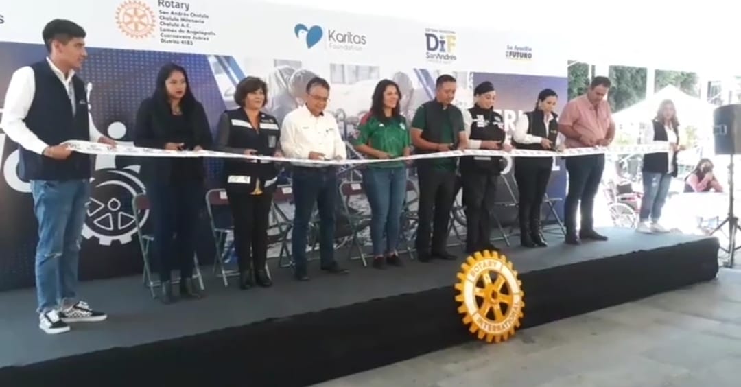 Inauguran en San Andrés Cholula “Enchúlame la Silla” y “Feria de Asistencia Social”