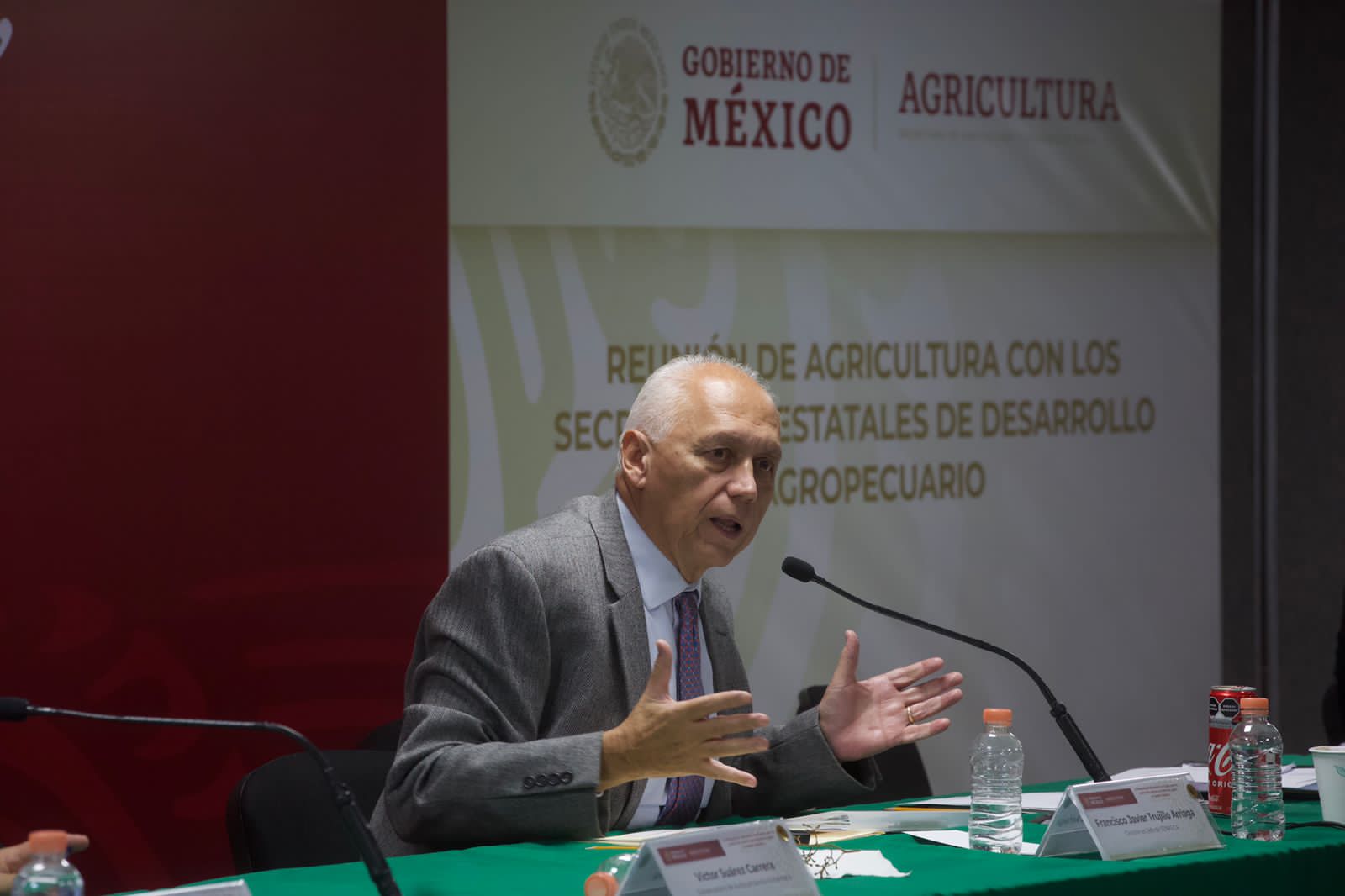 Por: Cortesía Javier Trujillo presenta su renuncia como titular a la Senasica