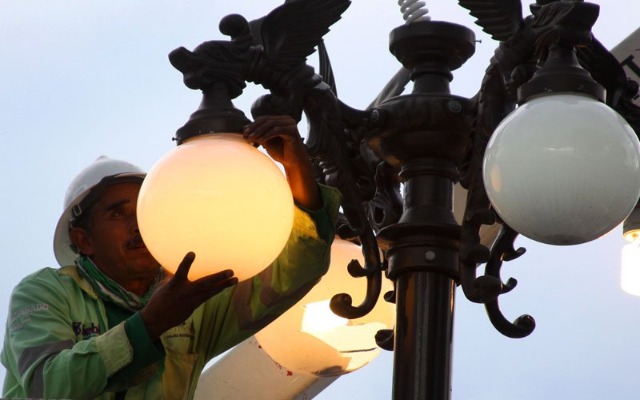 Derecho de Alumbrado Público será aprobado desde el Congreso si se ajusta a fórmulas: Barbosa