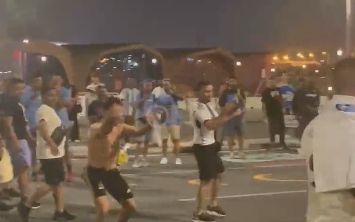 Por: Cortesía (Video) Se desató el zafarrancho entre mexicanos y argentinos en Qatar, previo al partido del sábado