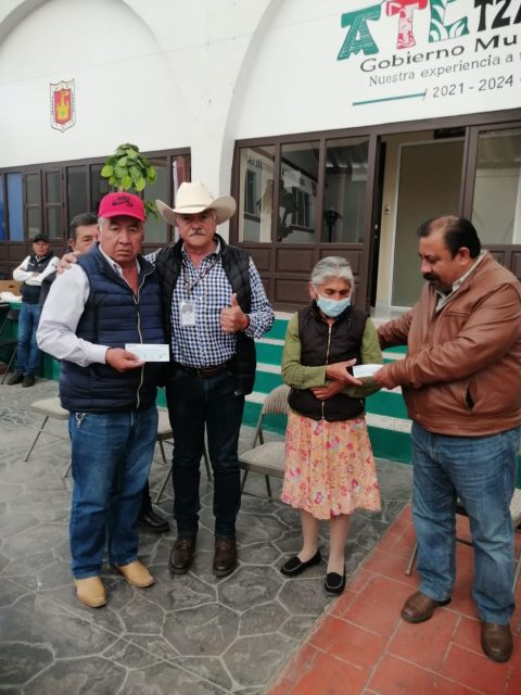 Por: Cortesía Entrega SIA pago por siniestros agroclimáticos en Atltzayanca y Cuapiaxtla