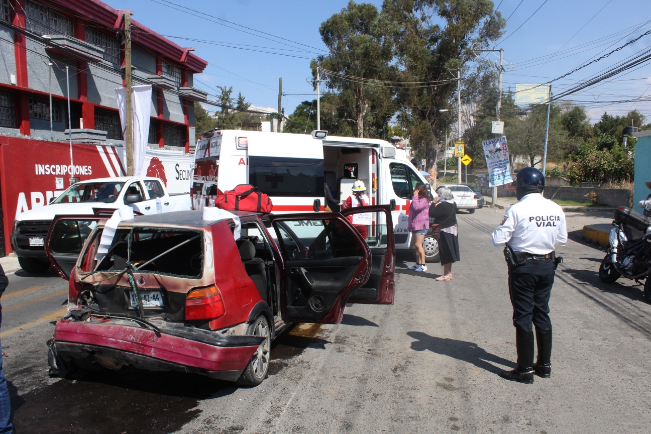 Resulta lesionada una menor de edad tras choque, en la Capital de Tlaxcala