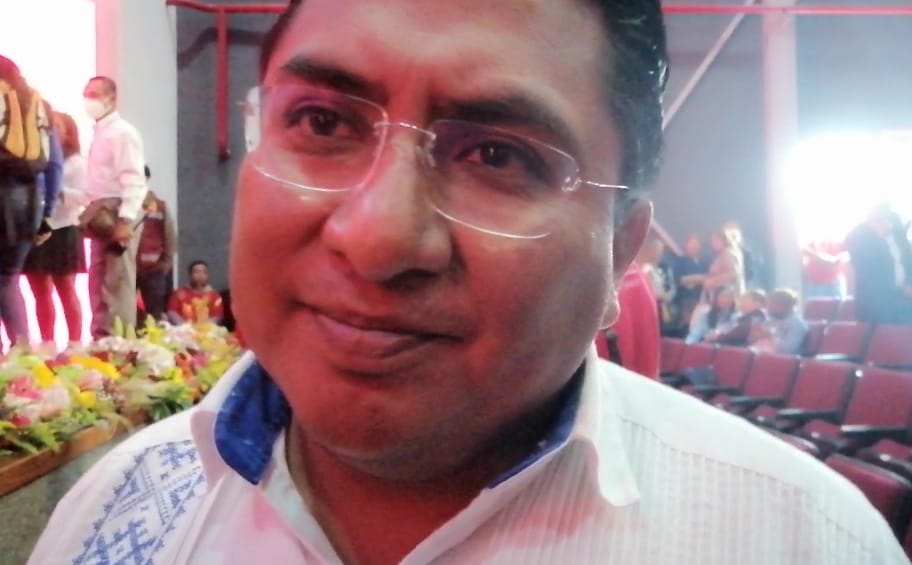 Por: Cortesía Lula Pineda Cierra Juan C. Bonilla con la construcción de 50 viviendas para familias de muy bajos recursos