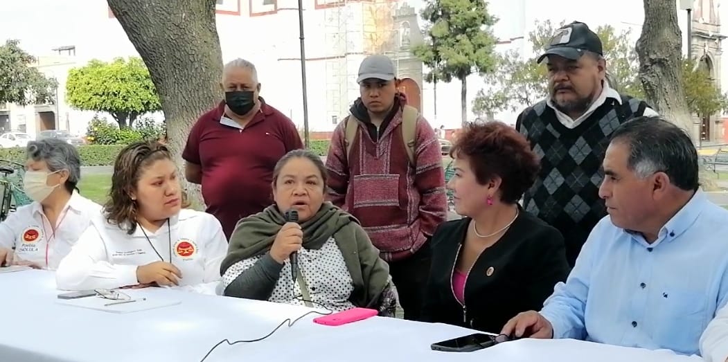 Anuncian comerciantes cholultecas rehabilitación del Tianguis Navideño en la plancha del zócalo de la cabecera municipal