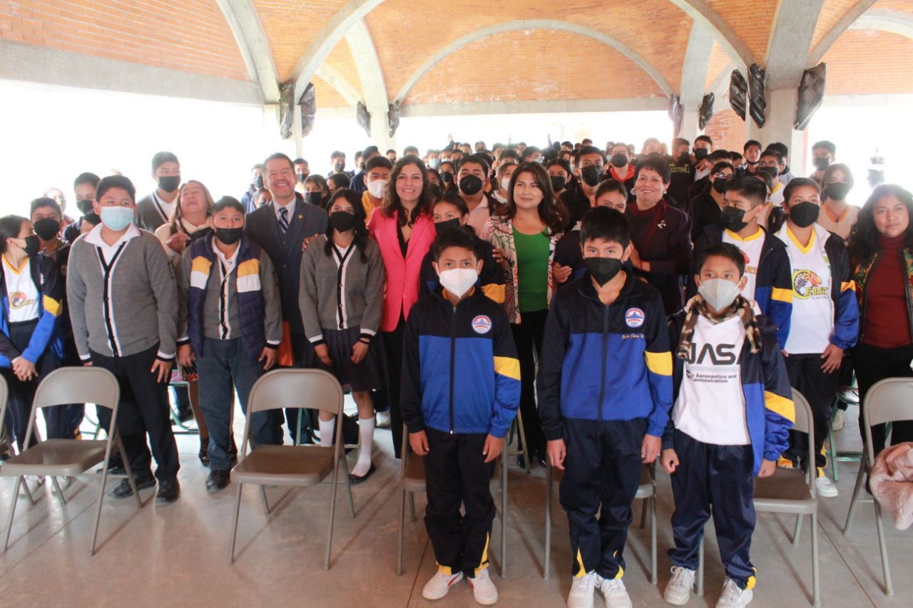 Guadalupe Cuautle encabeza el Foro Para la Prevención de Adicciones en el Centro Escolar Dr. Alfredo Toxqui
