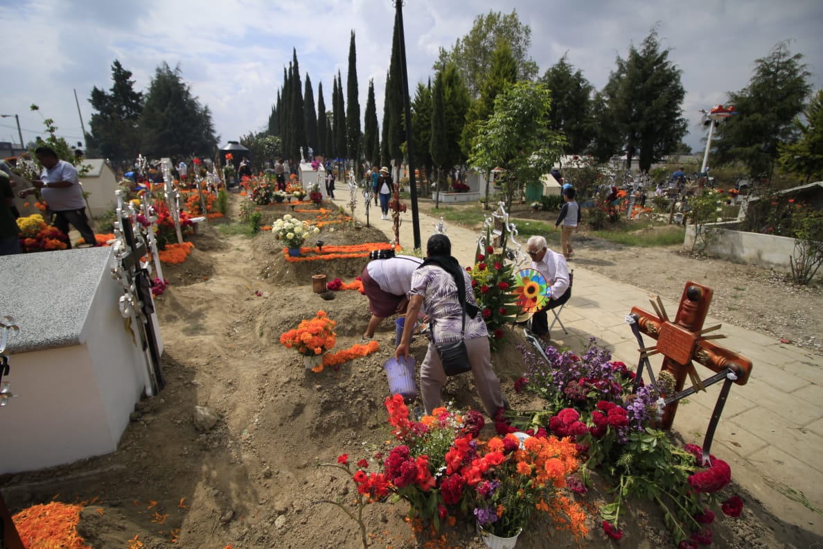 Panteón Municipal registra una afluencia de 45 mil visitantes