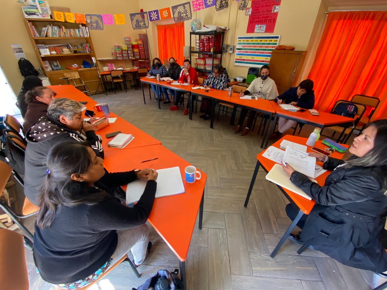 Por: Cortesía  Abordan docentes contenidos en la segunda sesión ordinaria de consejo técnico escolar