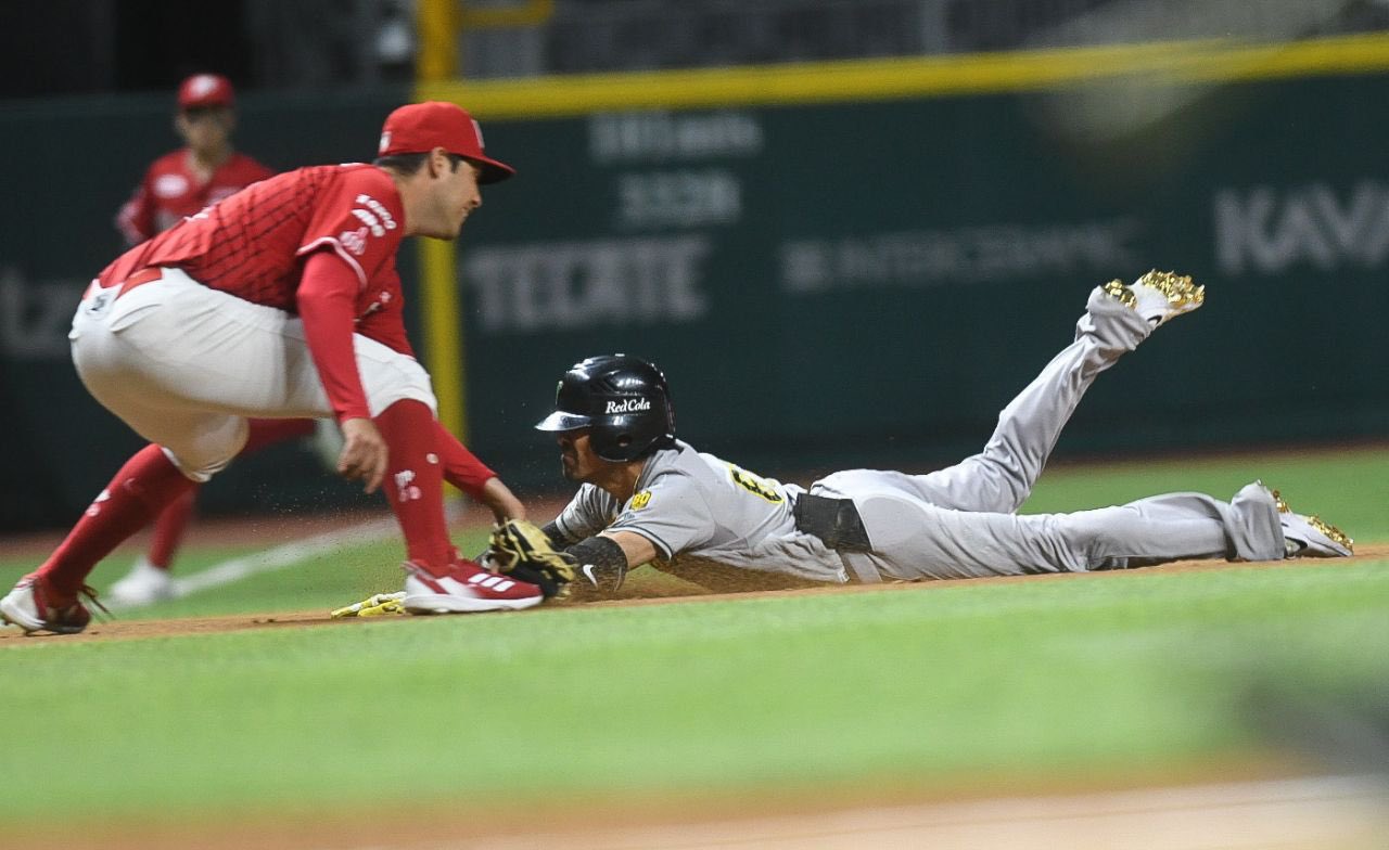 Por: Cortesía Diablos chamuscó a Pericos en la Liga Invernal