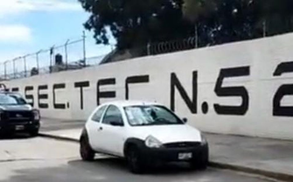 Por: Cortesía Alumno causó movilización policíaca por ingresar un arma a secundaria en la Ignacio Romero Vargas