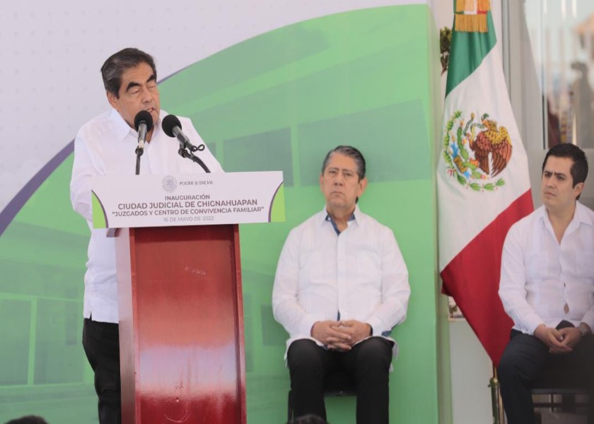 Por: Cortesía Afirma Barbosa que ya están identificados los involucrados en asesinato de policías de Chignahuapan; ejecutarán órdenes de aprehensión