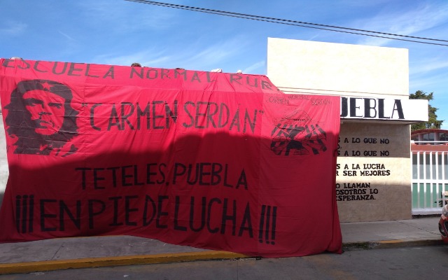 Señalan a funcionarios federales de la SEP de incentivar protestas de normalistas de Teteles