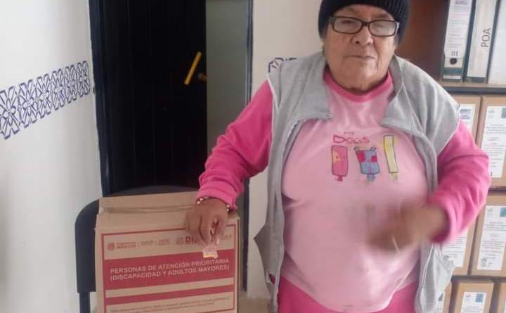 Por: Cortesía Ayuntamiento de Tetla de la Solidaridad entrega despensas a ciudadanía