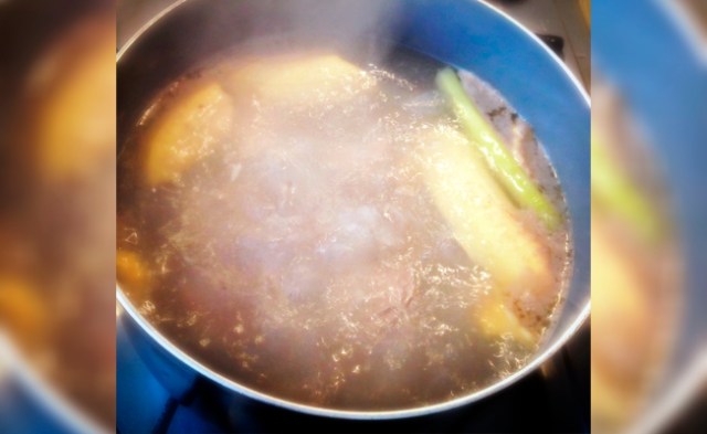 Por: Cortesía Bebé de 5 meses sufre quemaduras tras caer en olla con comida caliente durante su bautizo