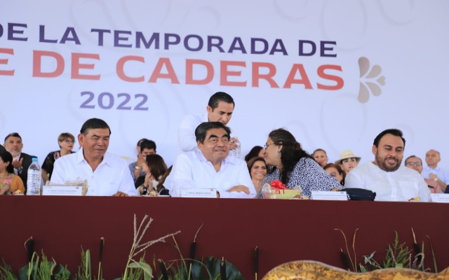 Por: Cortesía Afirma Barbosa que su gobierno aún busca que Puebla obtenga denominación de origen por mole de caderas