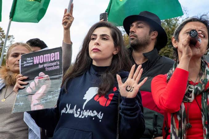 Por: Cortesía Nuevamente Iraníes se manifiestan para exigir libertad; Biden ofrece apoyo