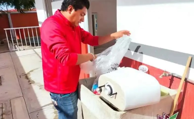 Por: Cortesía Alcalde de Sant Cruz Tlaxcala asegura estar comprometido con la educación local