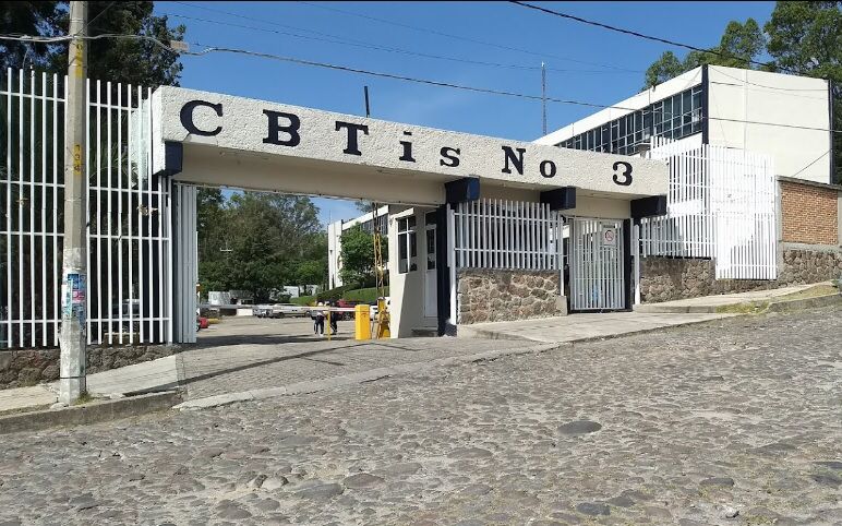 Urgen padres de familia de CBTIS 03 se resuelva carencia de docentes en el plantel