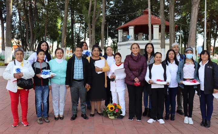 Por: Cortesía Alcalde de Tetla comprometido con evitar el rezago en educación
