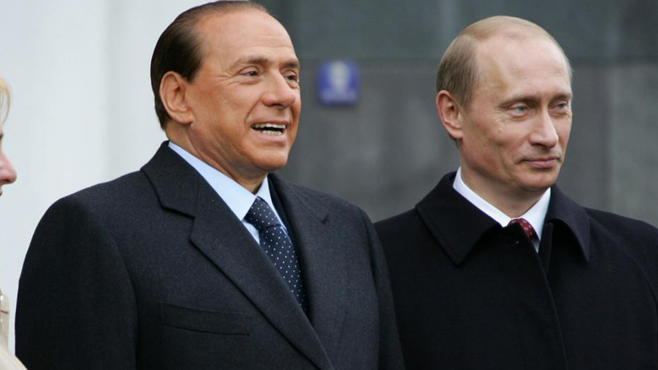 Por: Cortesía El exministro italiano Berlusconi presume de la buena relación que tiene con Vladimir Putin