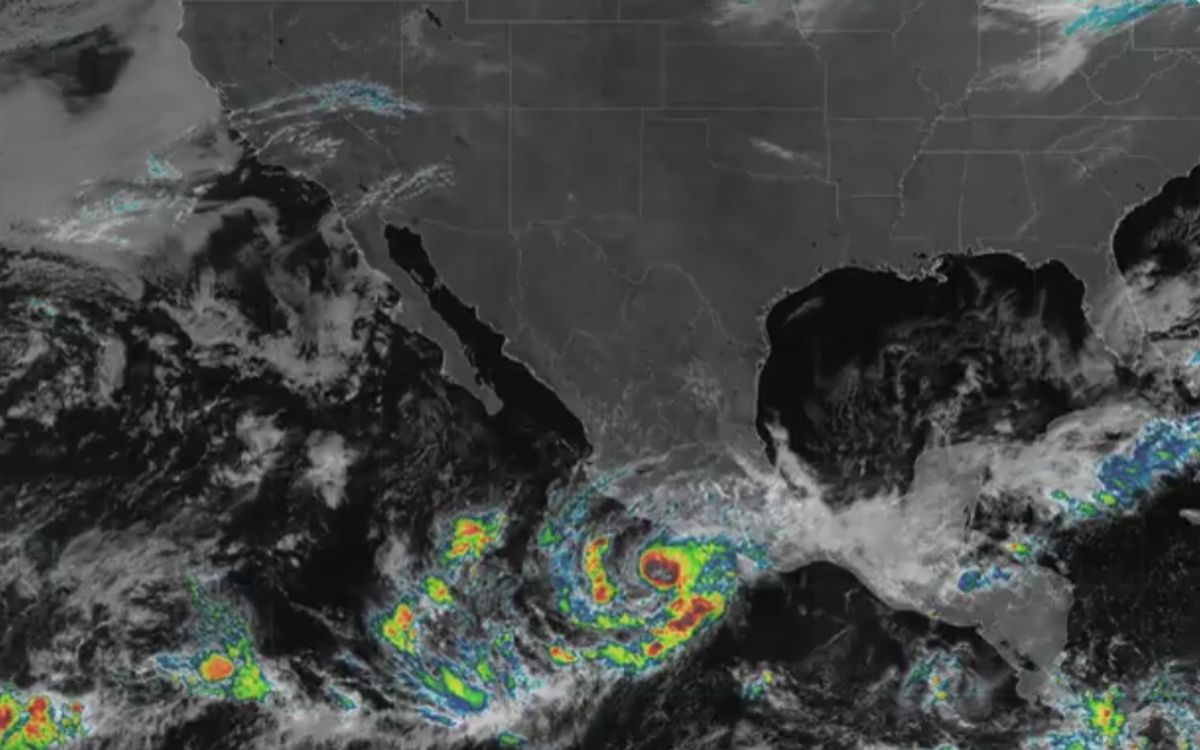 Por: Cortesía Tormenta Tropical ‘Roslyn’ podría impactar en Nayarit como huracán categoría dos