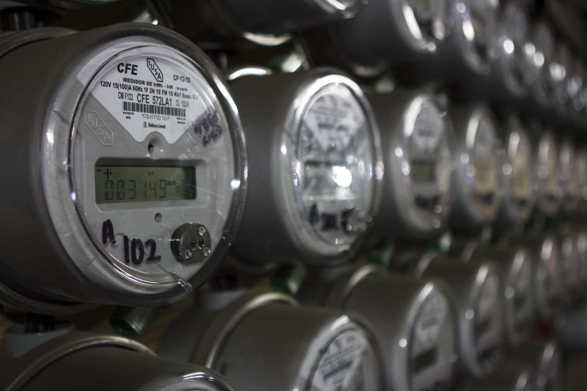 Por: Cortesía ¿De cuanto es la multa de CFE por poner un "diablito"?